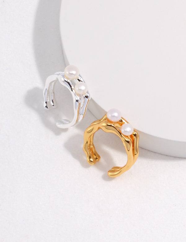 Double loop pearl Ring